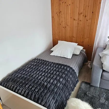 Chalé Alpin Vue Dent Blanche *